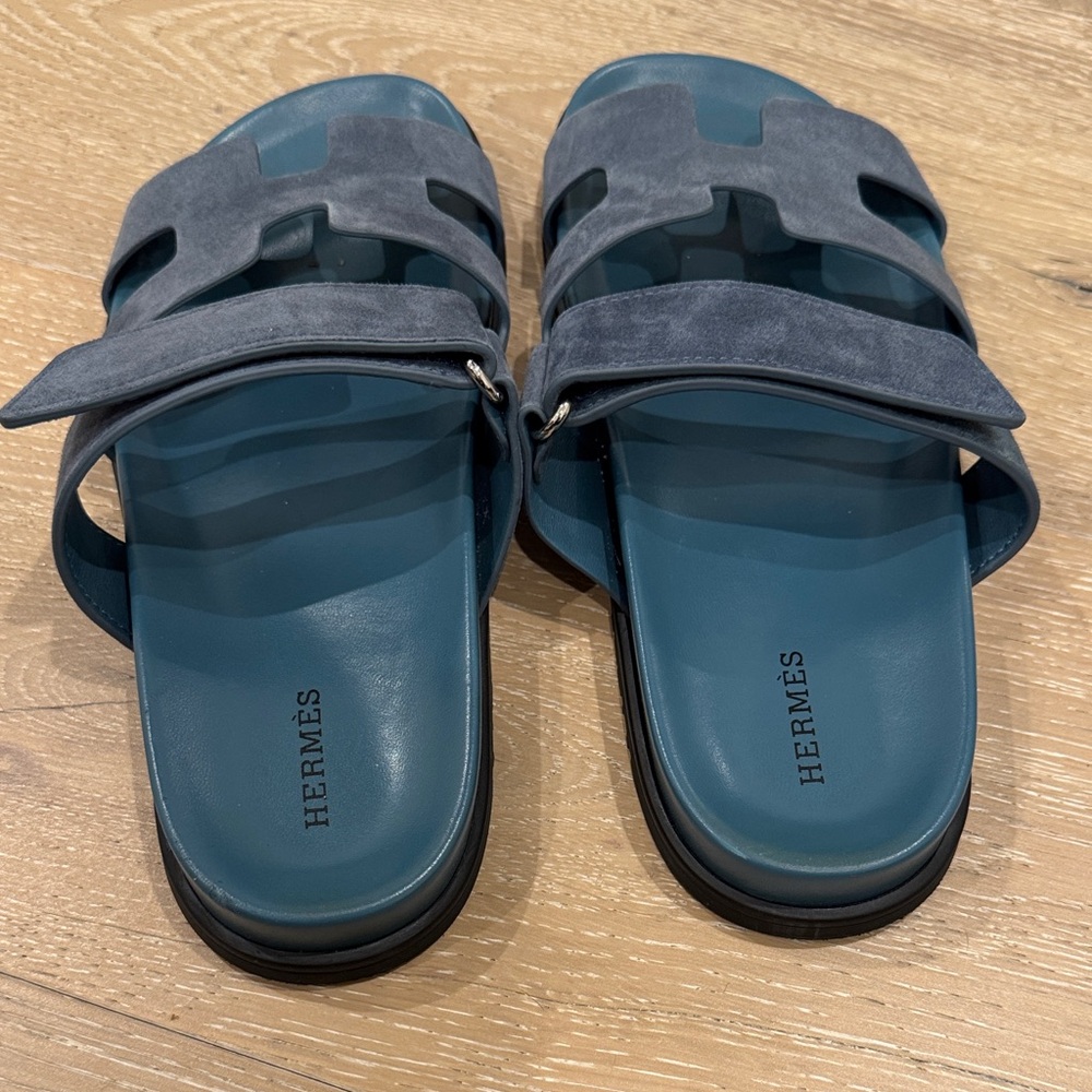 Hermès Blue Suede Chypre Sandals - Picture 3 of 4